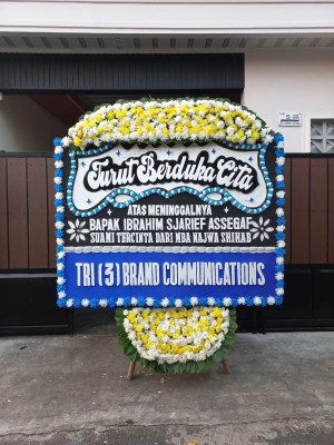 Papan Bunga Duka di Gerih